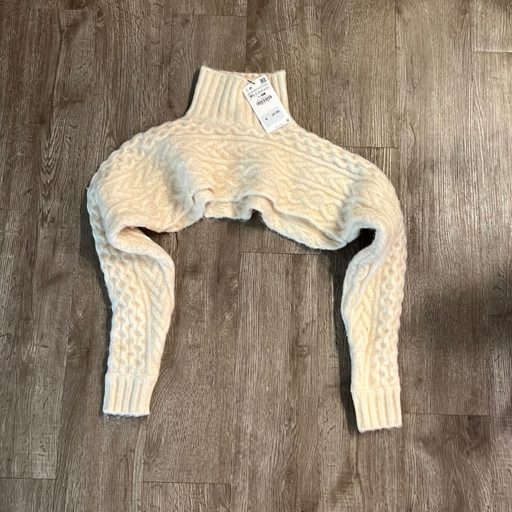 Zara woven cropped top long sleeve